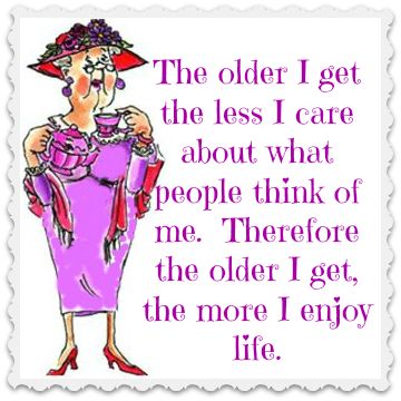 WhatsApp-Image-2025-03-27-at-16.21.12_6f7c4c9e An Old Lady Shares Her Daily Life By Creating 20 Funny Cartoon Jokes